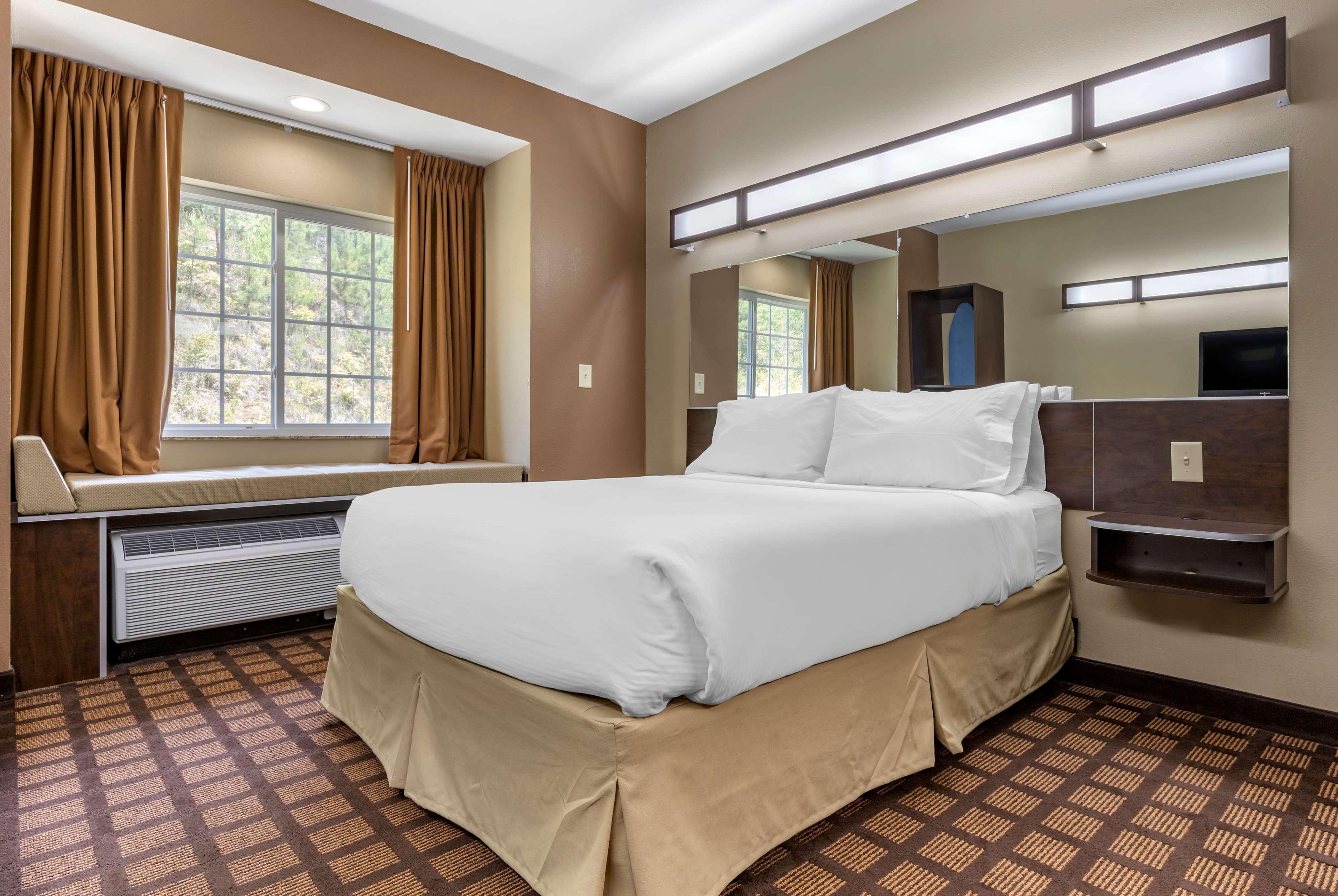 Microtel Inn & Suites Dillsboro/Sylva Esterno foto