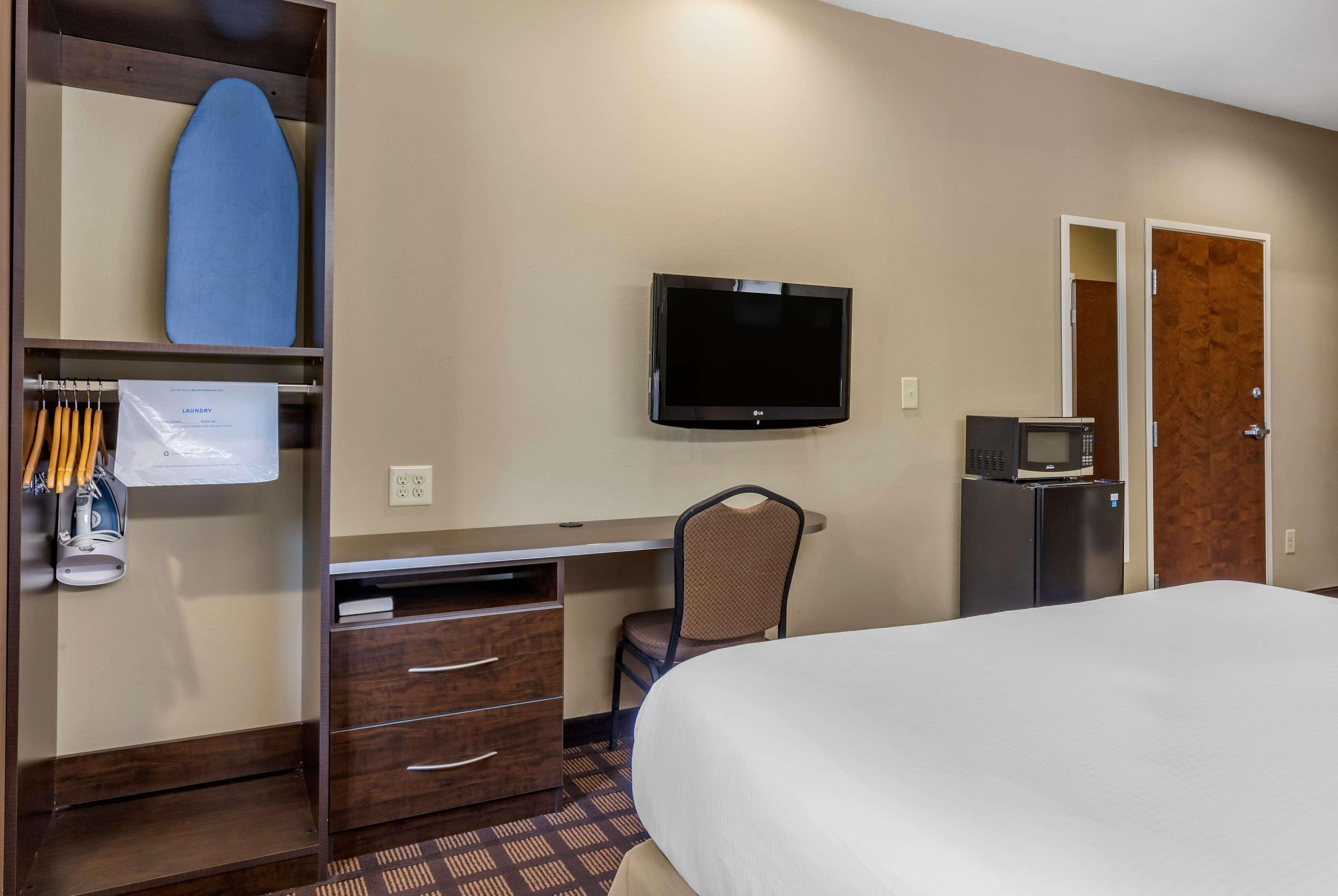 Microtel Inn & Suites Dillsboro/Sylva Esterno foto