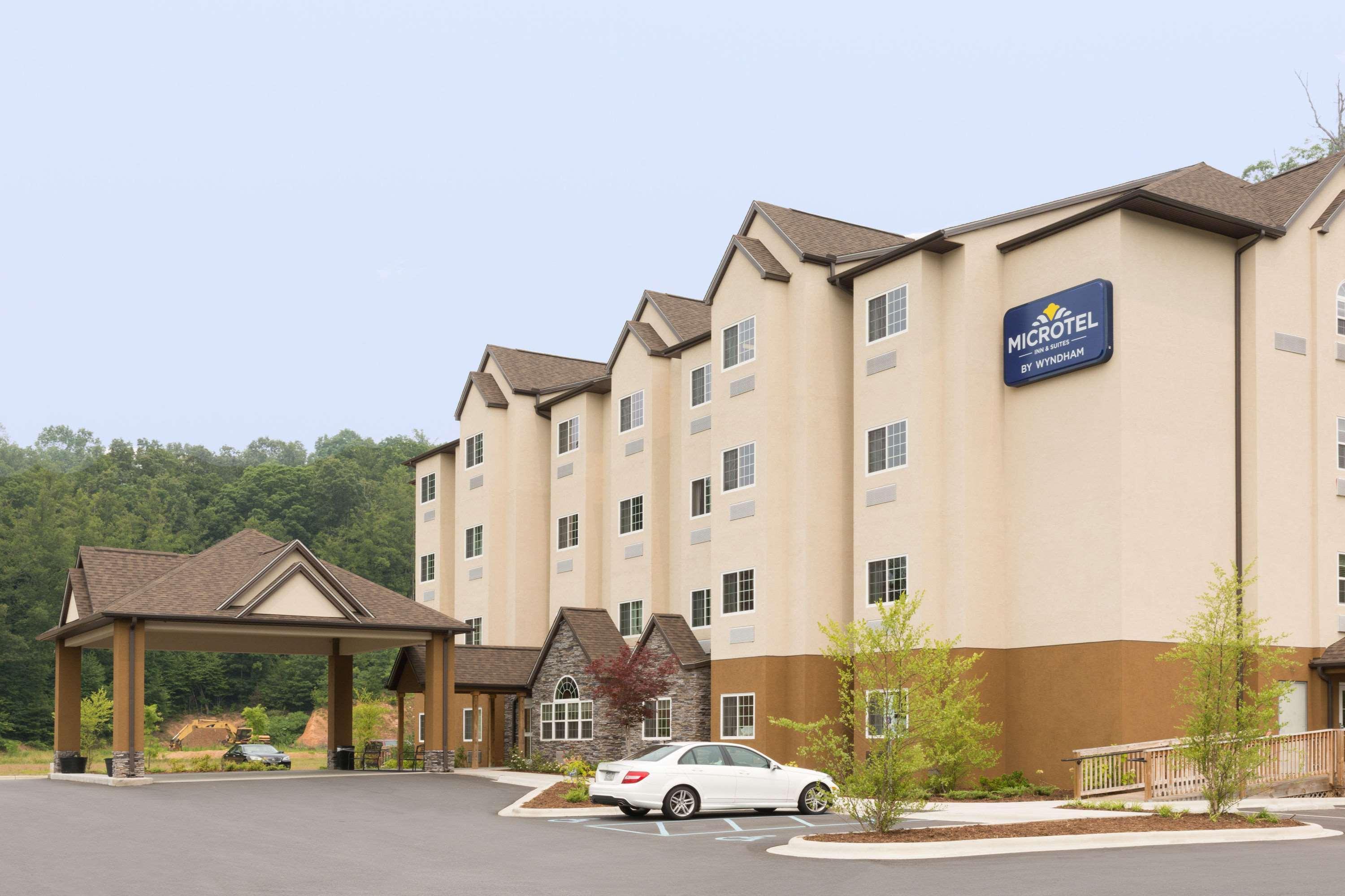 Microtel Inn & Suites Dillsboro/Sylva Esterno foto
