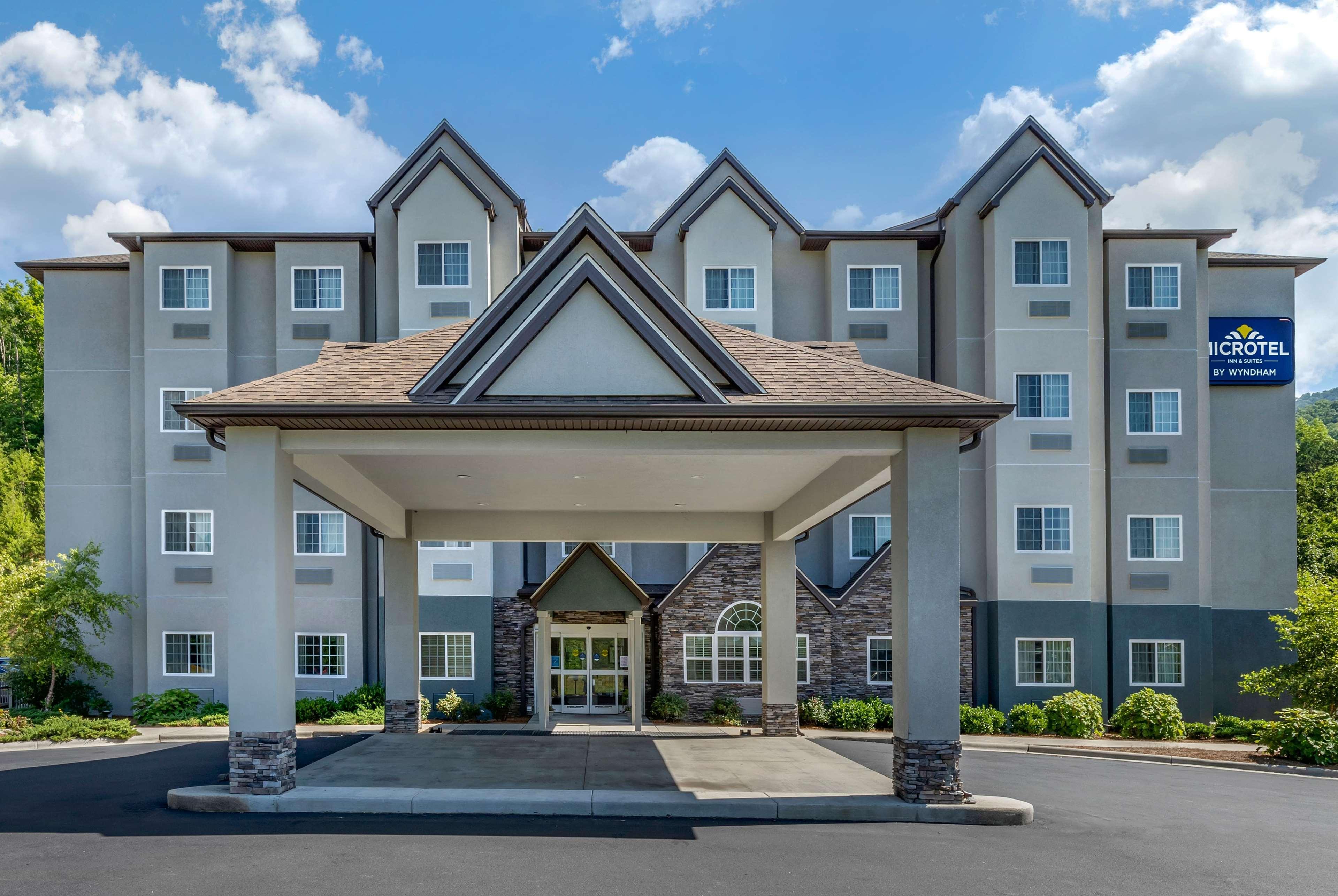 Microtel Inn & Suites Dillsboro/Sylva Esterno foto