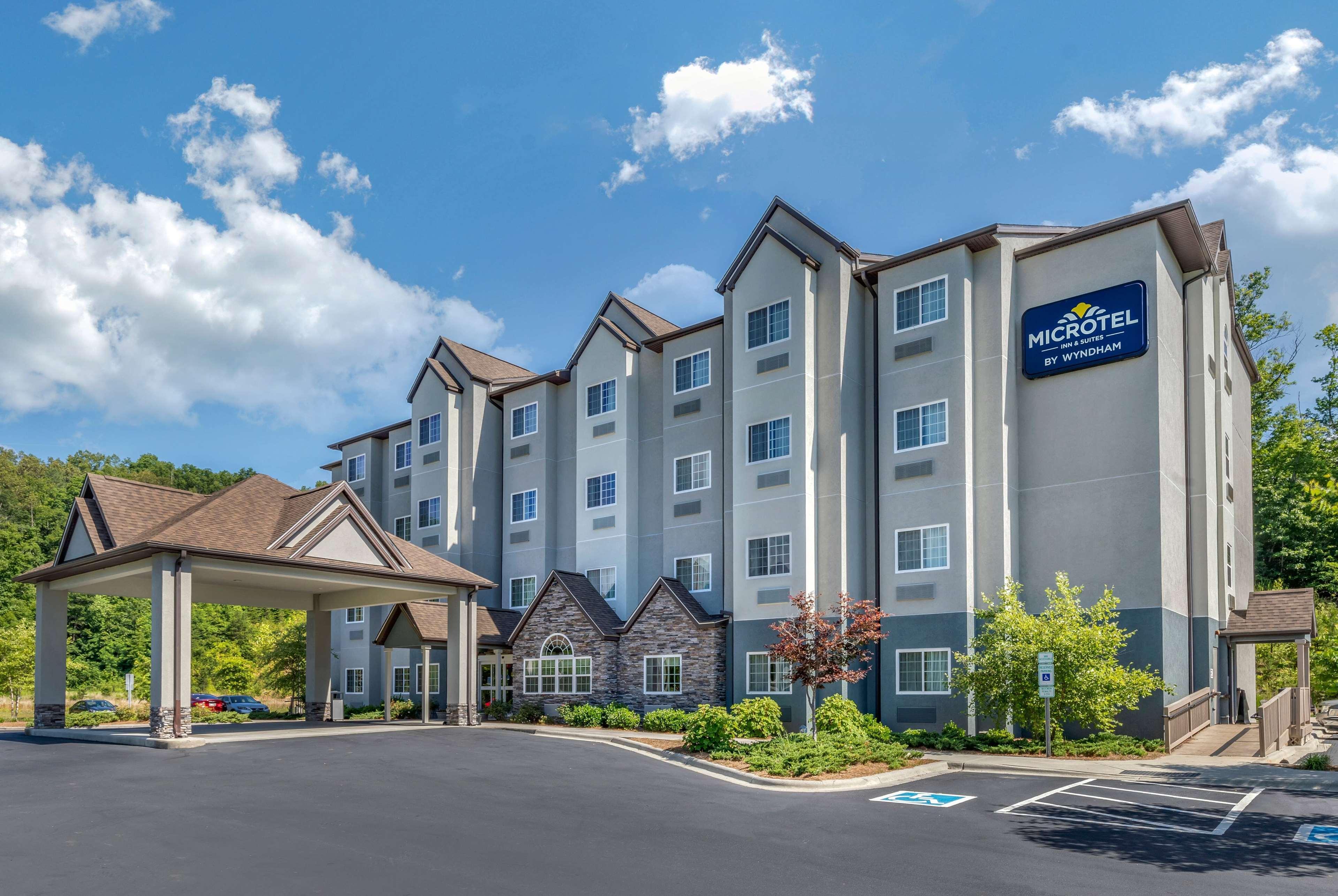 Microtel Inn & Suites Dillsboro/Sylva Esterno foto