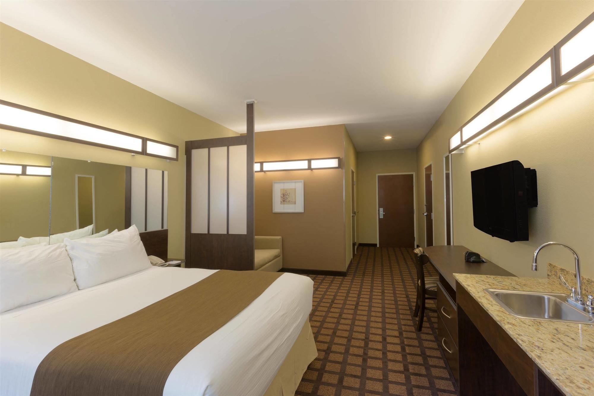 Microtel Inn & Suites Dillsboro/Sylva Esterno foto